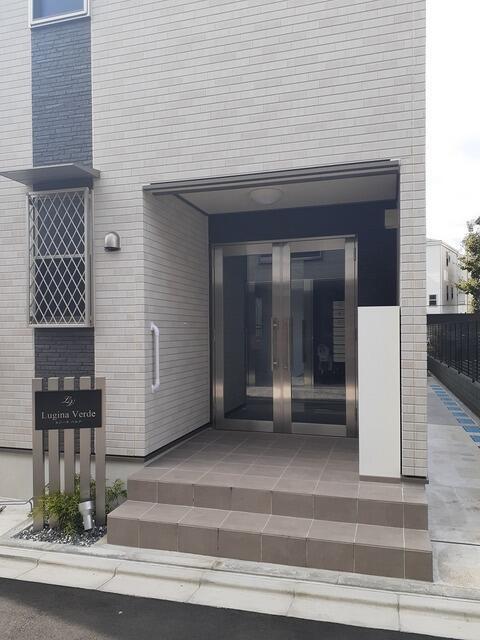 エントランス　?