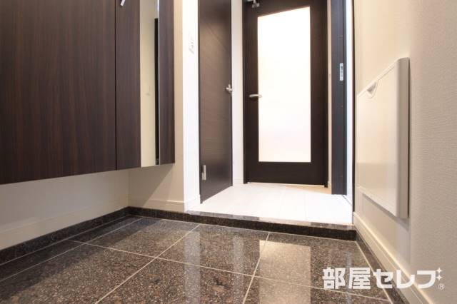 玄関　靴もたくさん入りますね