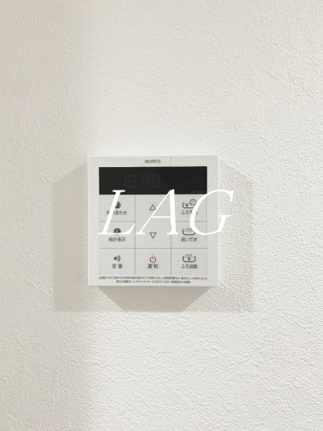 その他設備　給湯器パネルです。