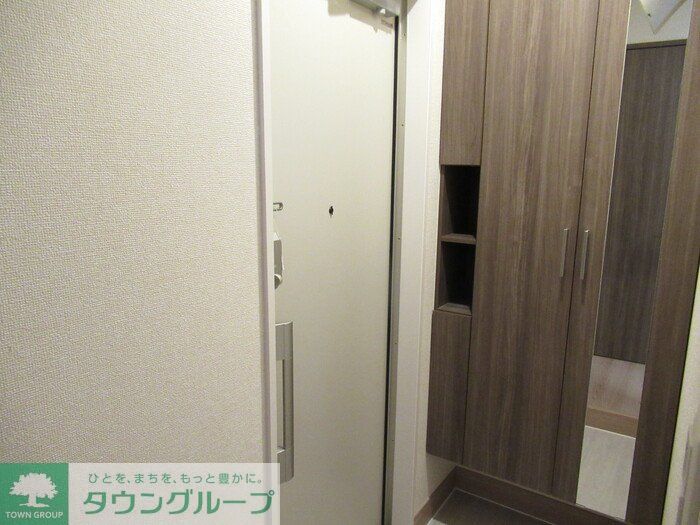 玄関　お問合せはタウンハウジングまで！※現地待合わせ相談可能