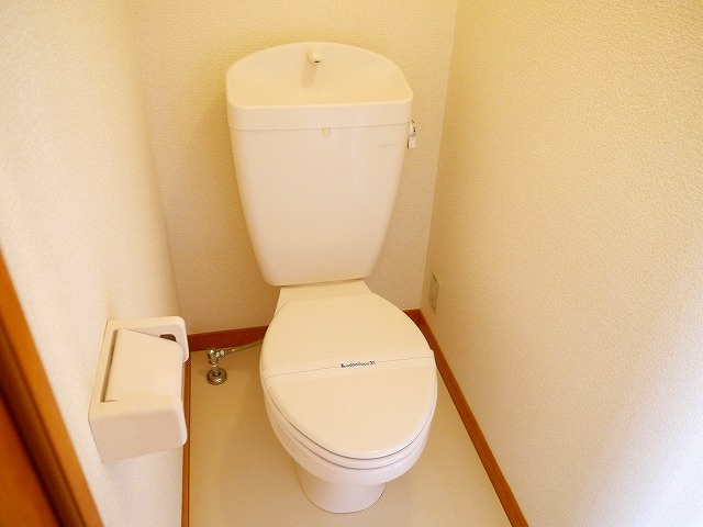 トイレ　清潔感のあるトイレです
