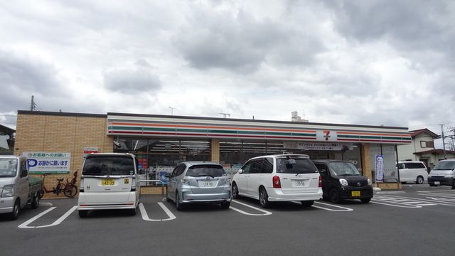 コンビニ　セブンイレブン東久留米下里7丁目店（コンビニ）まで820m