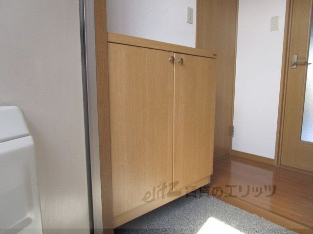 その他設備　下駄箱