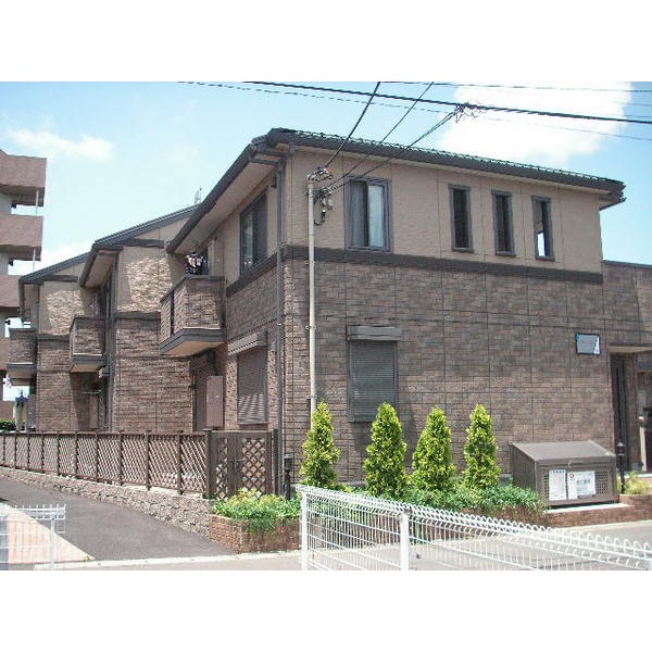 建物外観　築浅南向き１ＬＤＫ！