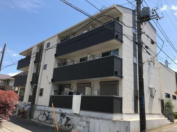 建物外観　外観は落ち着いています
