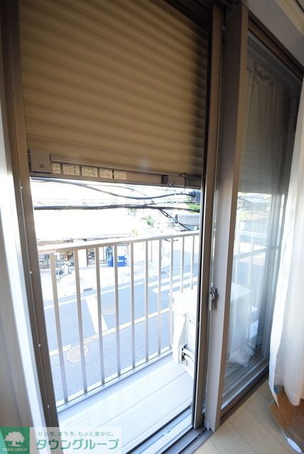 その他設備　全室に防犯シャッター付いています