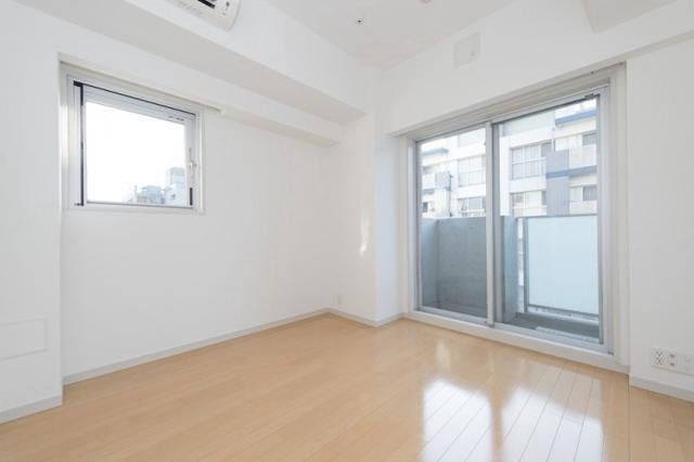 居室・リビング　※同タイプの別のお部屋です。
