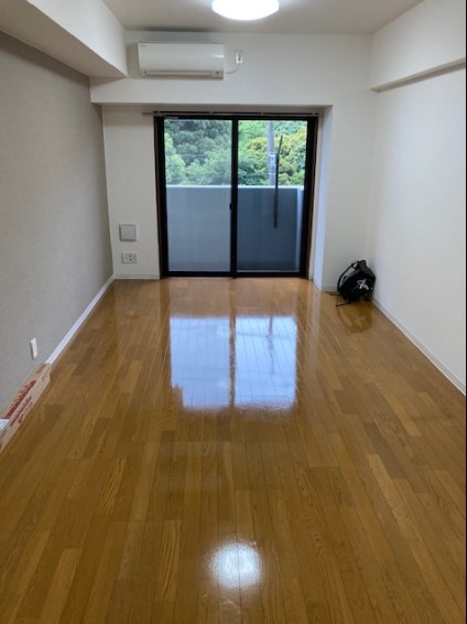 居室・リビング　明るいお部屋