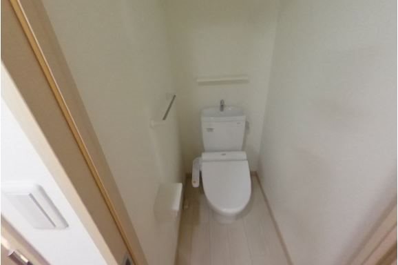 トイレ　別部屋参考写真