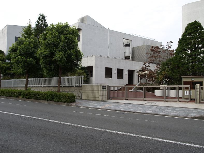 大学・短大　私立横浜女子短期大学（大学・短大）まで1277m