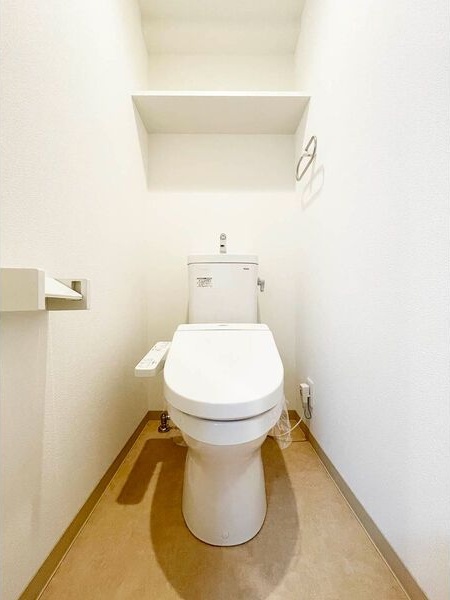 トイレ　トイレもきれいです