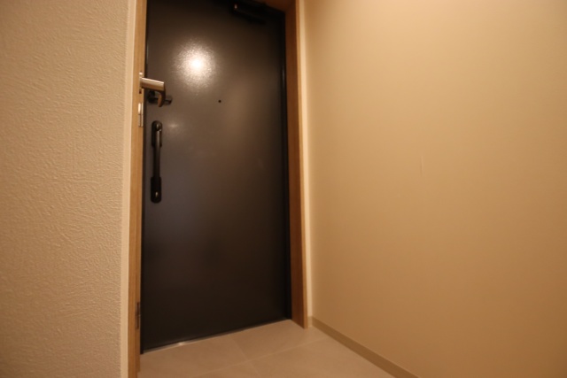 玄関　※別室の参考写真の為、現況優先です。