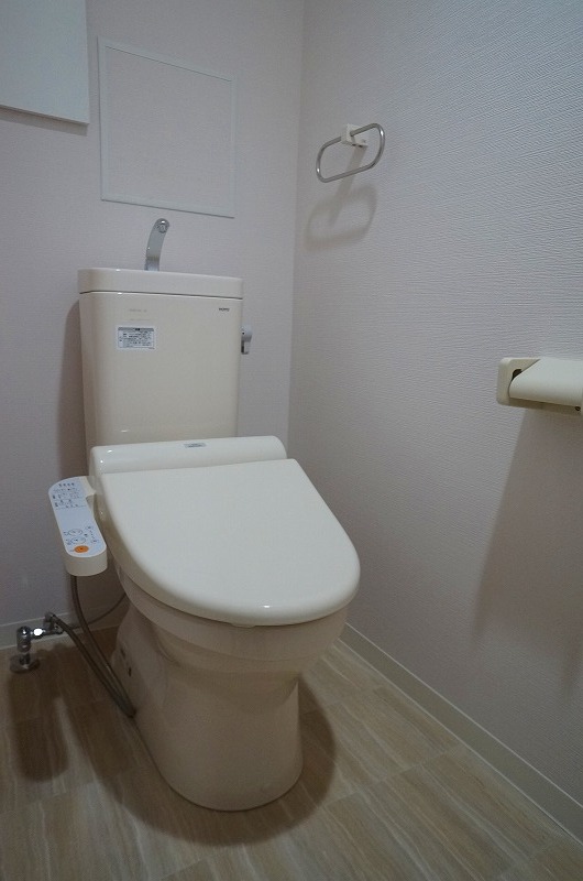 トイレ　清潔感のあるトイレです