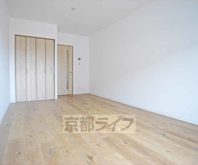 居室・リビング　広々とした室内です。