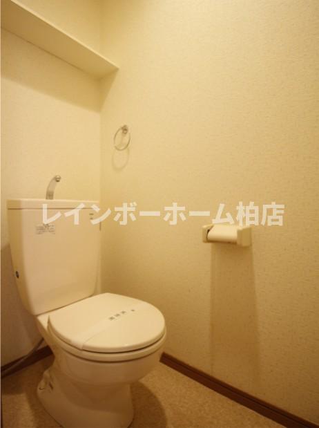 トイレ　清潔感のあるトイレです