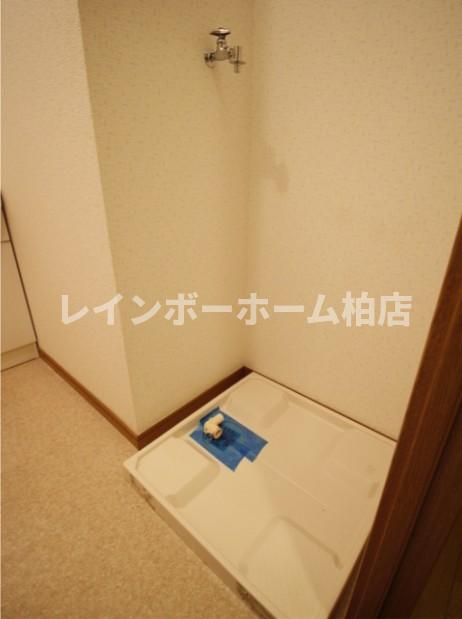 その他設備　室内洗濯機置き場です