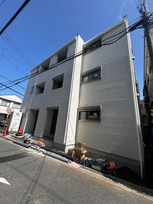 建物外観　建築中