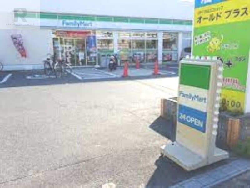 コンビニ　ファミリーマート巽中三丁目店（コンビニ）まで413m