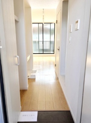 玄関　別部屋参考写真