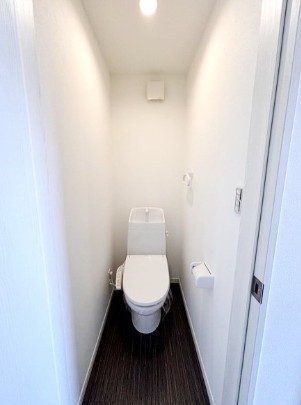 トイレ　別部屋参考写真