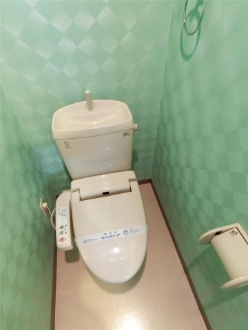 トイレ　ウォシュレット付きの洋式トイレ♪（同仕様画像）
