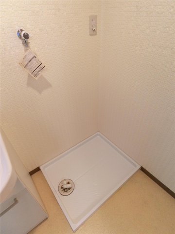 その他設備　水漏れ防止対策の洗濯機置き場♪（同仕様画像）