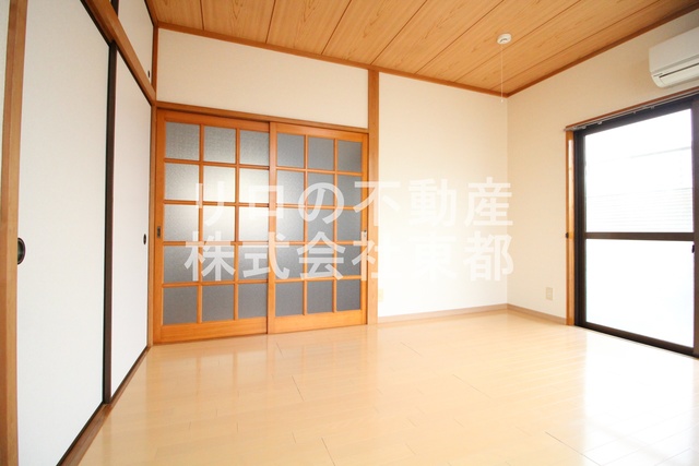 その他部屋・スペース　窓から暖かな日差しが入ります♪