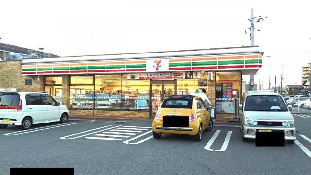 コンビニ　セブンイレブン明石二見町店（コンビニ）まで269m