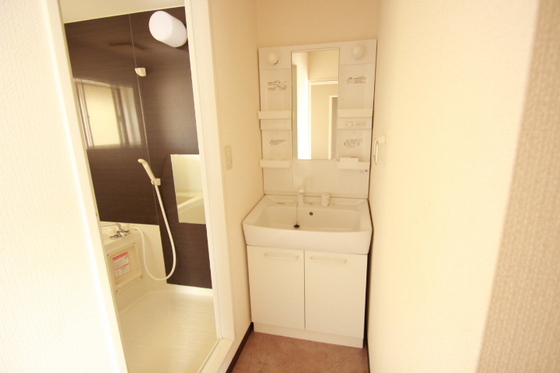 洗面設備　※別部屋の写真です