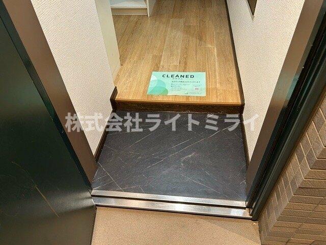 玄関　?