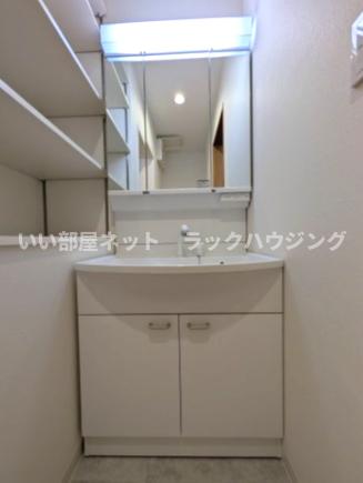 セントレジデンス菊水の内装写真