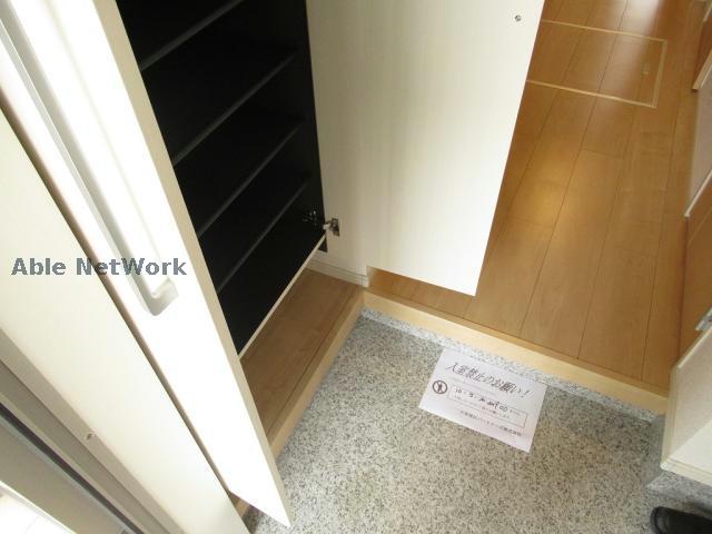 玄関　※同物件別部屋