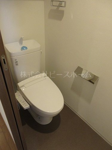 トイレ　※別号室参考写真