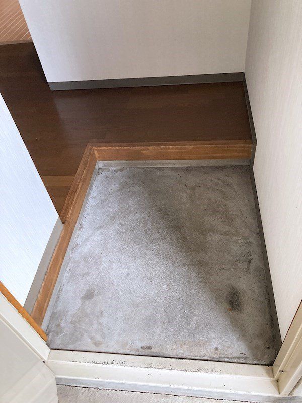 玄関　物件画像