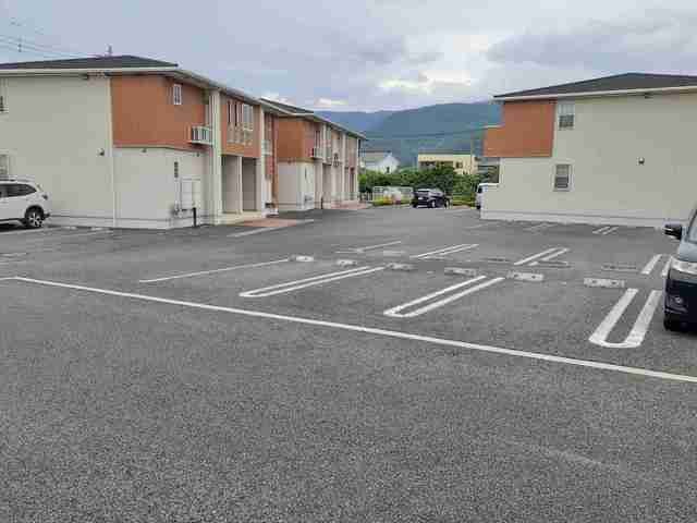駐車場　駐車場完備です
