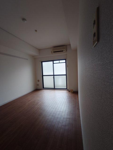 パティオ舟入の居間写真