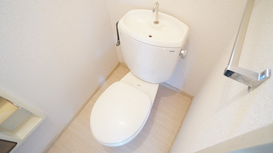 トイレ　トイレ