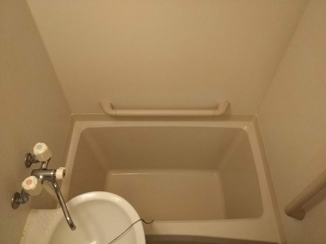 バス・シャワールーム　※写真と現物が異なる場合は現物を優先いたします。