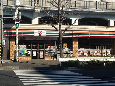 コンビニ　セブンイレブン「横浜磯子新杉田店」（コンビニ）まで317m