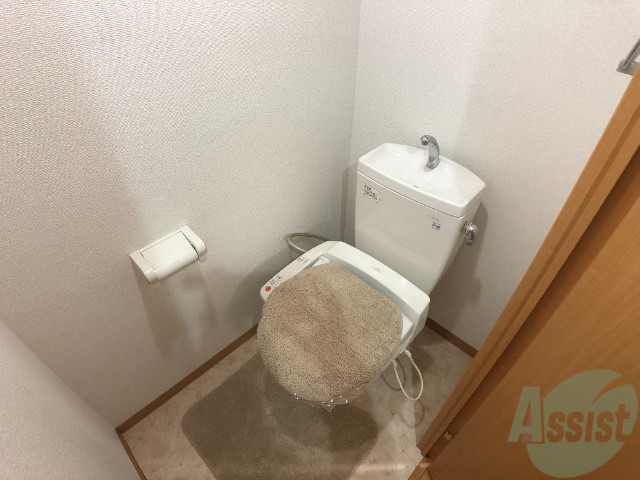 トイレ　ウォシュレット付きのトイレです。安心して使用できます。