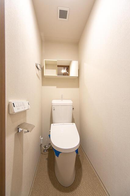 トイレ　※写真は同タイプ住戸です。?