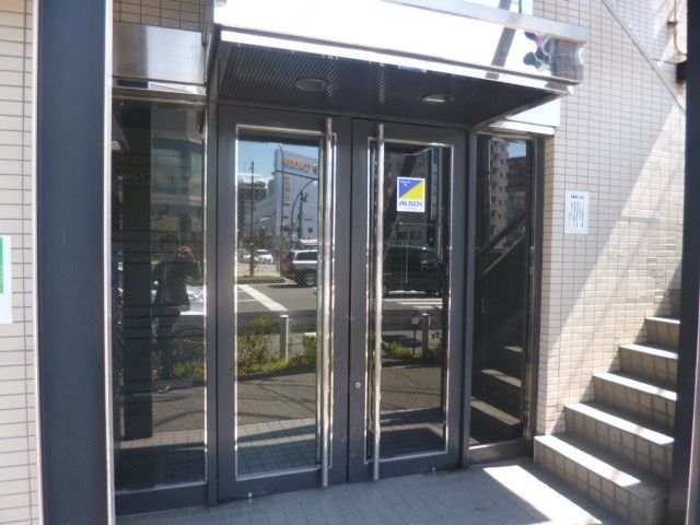 エントランス　★お部屋探しは、タウンハウジング多摩センター店へ★