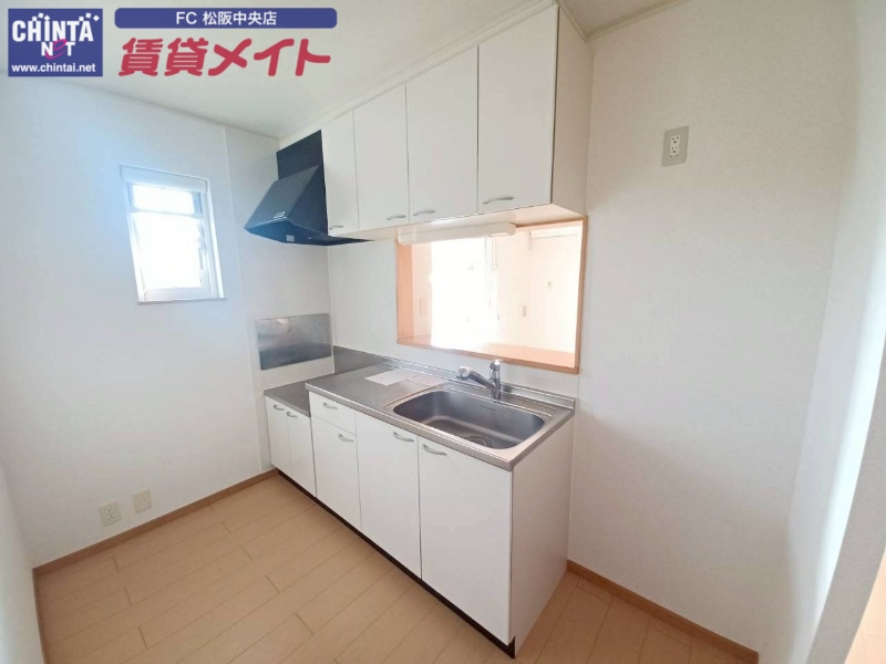 キッチン　同型反転参考写真です