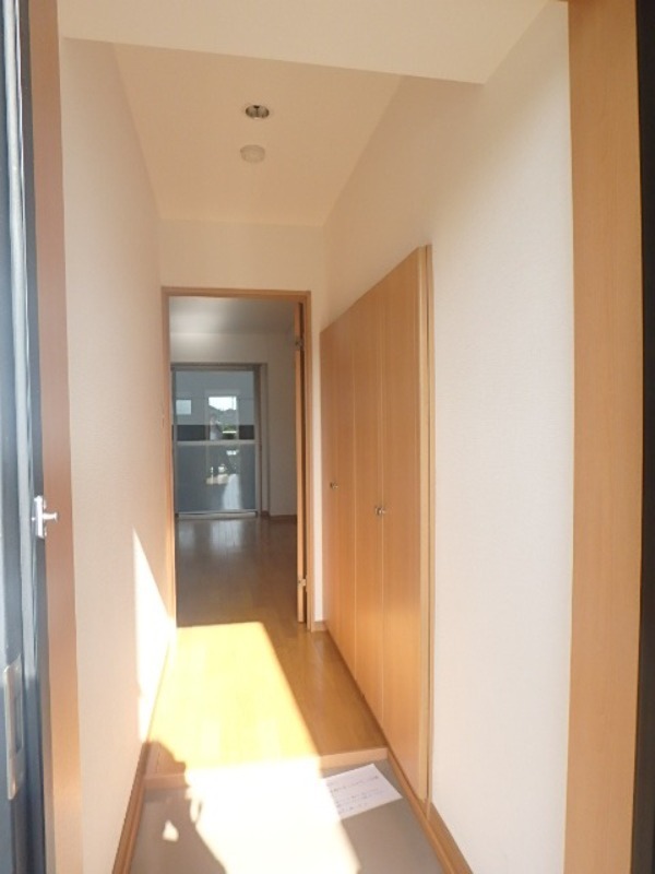 玄関　図面と現状に相違がある場合には現状を優先