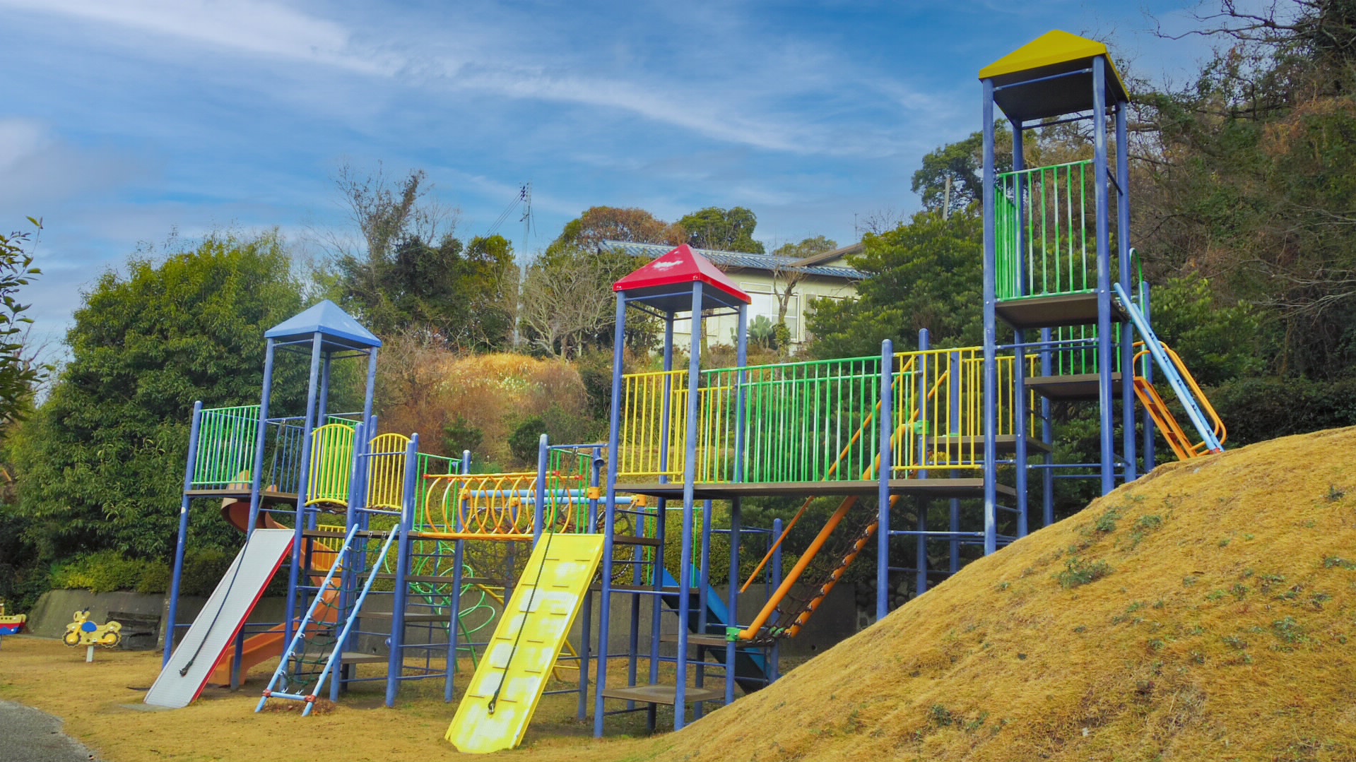 公園　吉見近隣公園（公園）まで695m