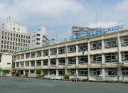 小学校　渋谷区千駄ヶ谷小学校（小学校）まで389m