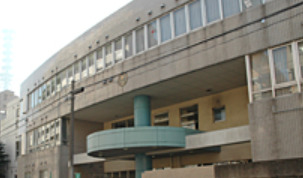 小学校　新宿区立牛込仲之小学校（小学校）まで225m