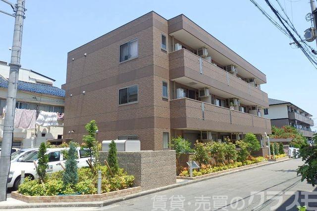 駐車場　敷地内駐車場！