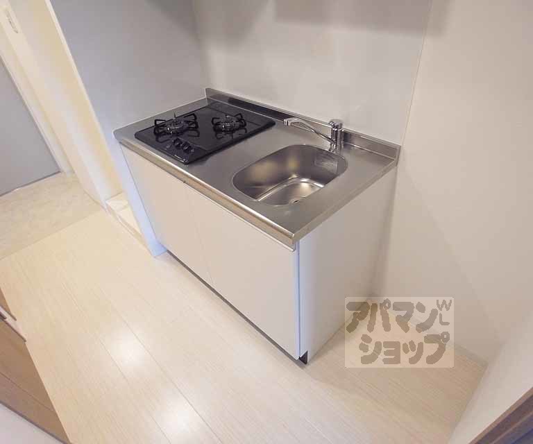 キッチン　冷蔵庫スペースも確保されてます！