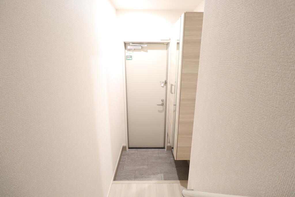 玄関　玄関にはシューズbox付き♪